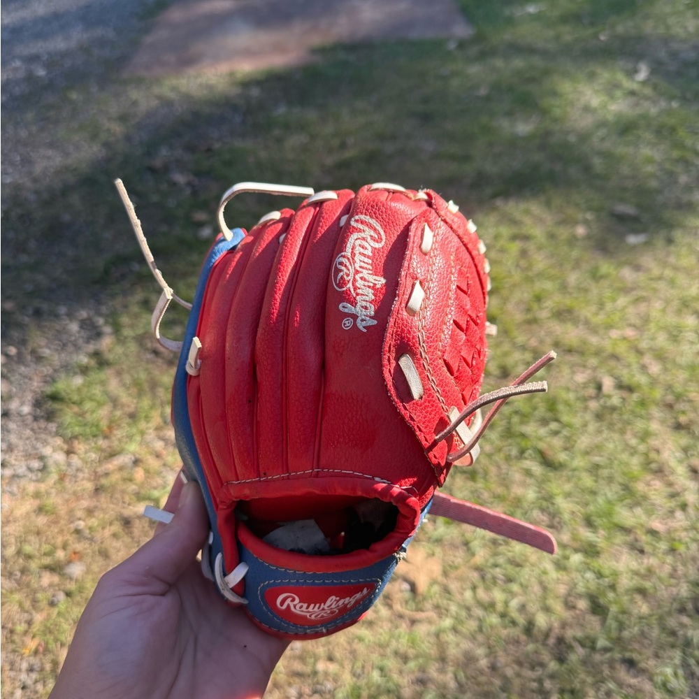 Rawlings Red and Blue Baseball Glove